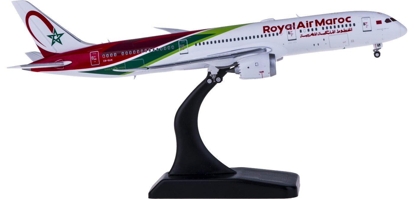 1:400 JC Wings XX4160 Royal Air Maroc Boeing 787-9 CN-RAM Free Tractor+Stand