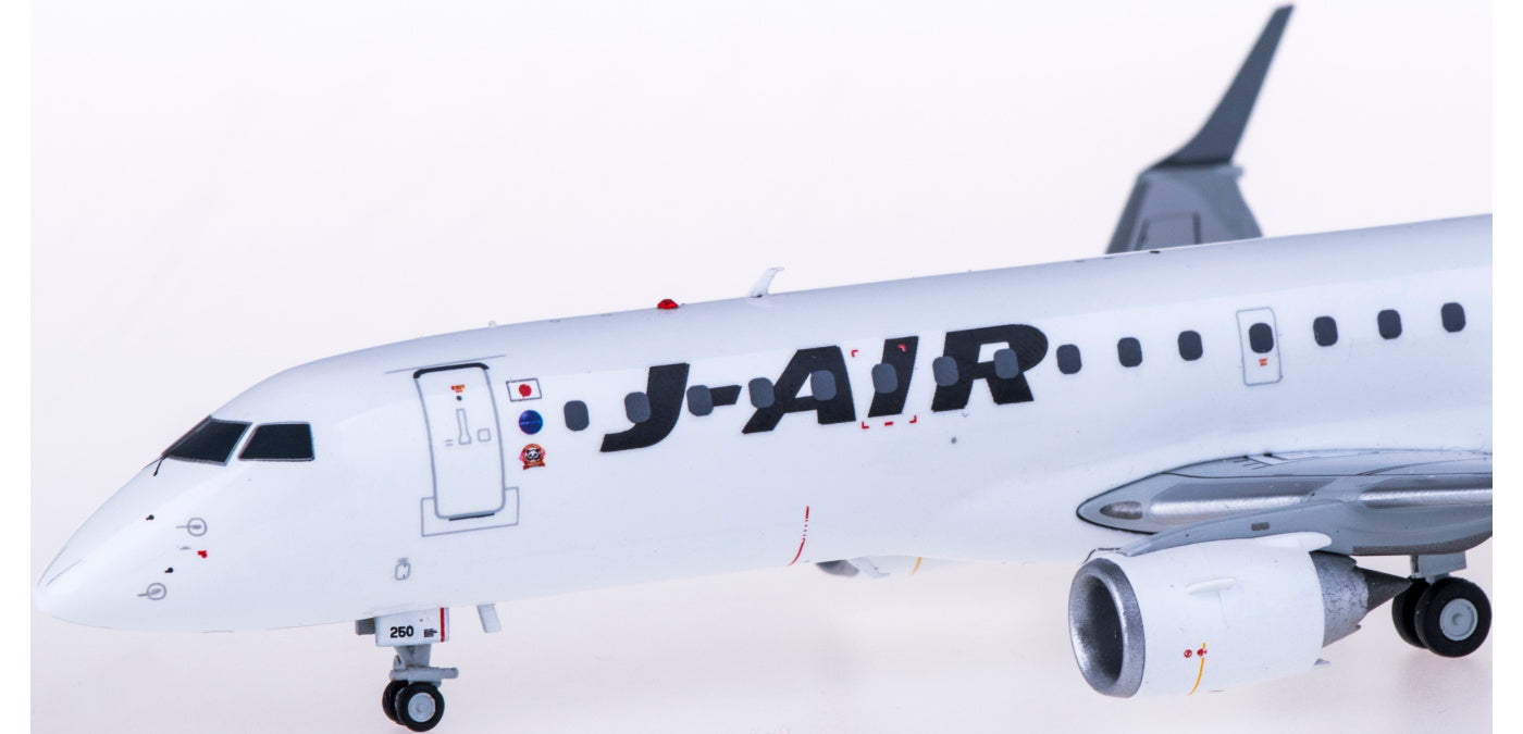 1:200 JC Wings EW2190001 J-Air Embraer ERJ-190 JA250J
