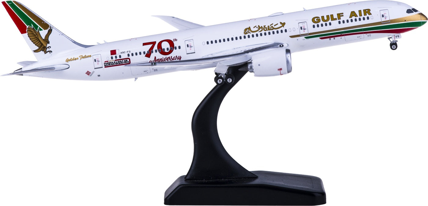 1:400 Phoenix PH04299 Gulf Air Boeing 787-9 A9C-FG "70year" Free Tractor+Stand