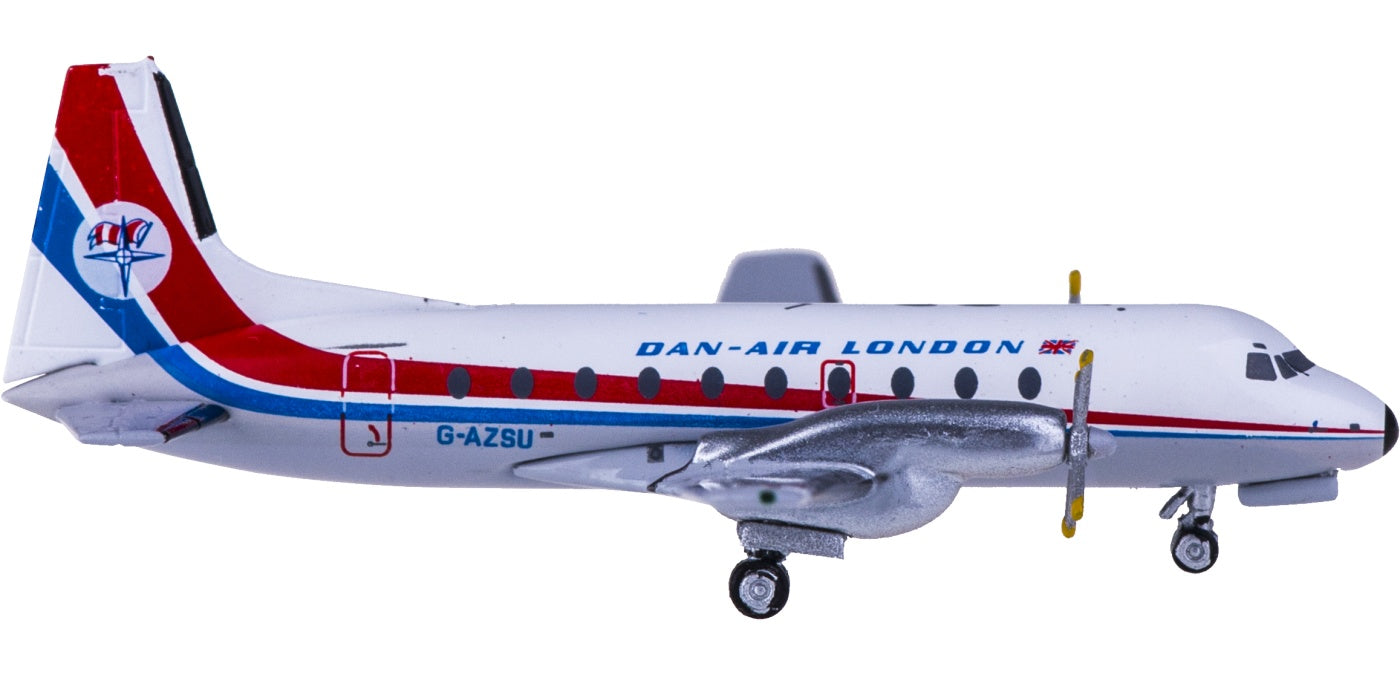 (Rare)1:400 AeroClassics AC419674 Dan-Air Hawker Siddeley HS 748 G-AZSU+Free Tractor