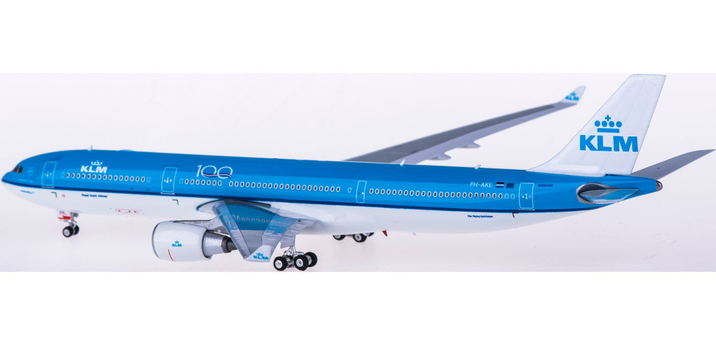 1:400 Phoenix PH11592 KLM Airbus A330-300 PH-AKE Free Tractor+Stand