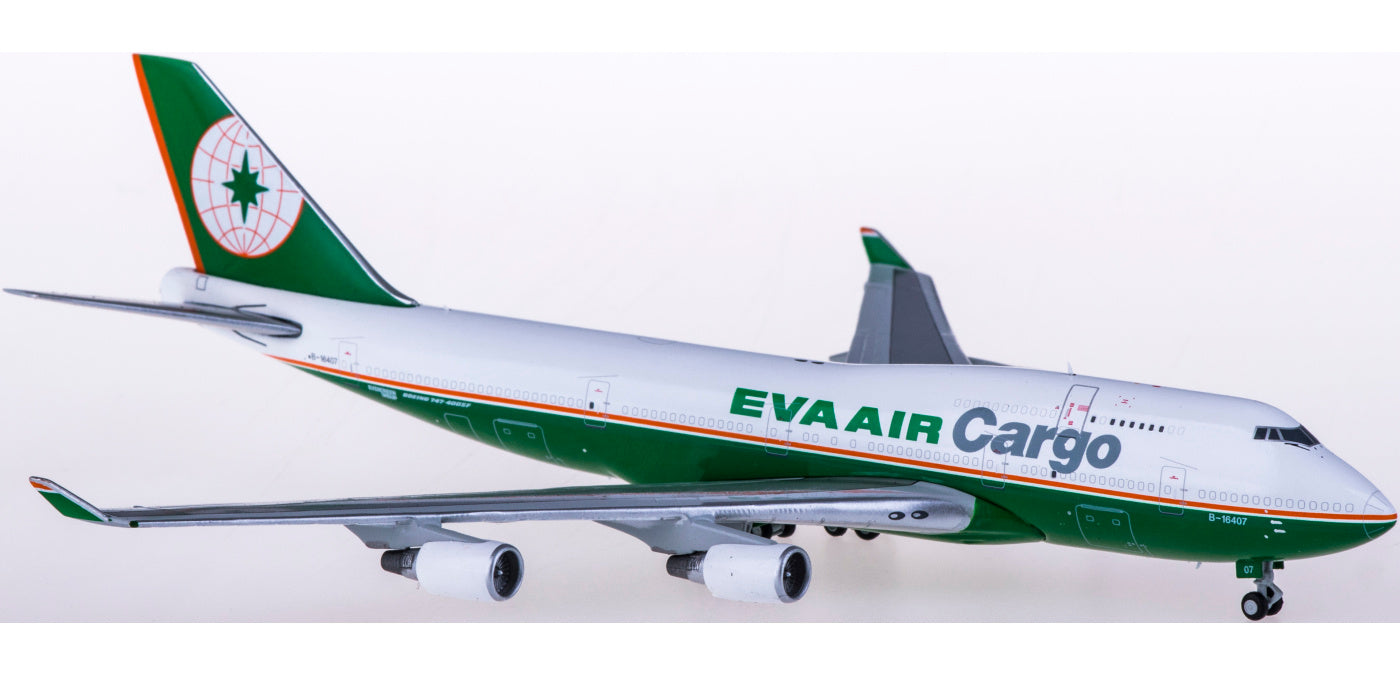 1:400 JC Wings XX4177 EVA Air Cargo Boeing 747-400BCF B-16407 Free Tractor+Stand