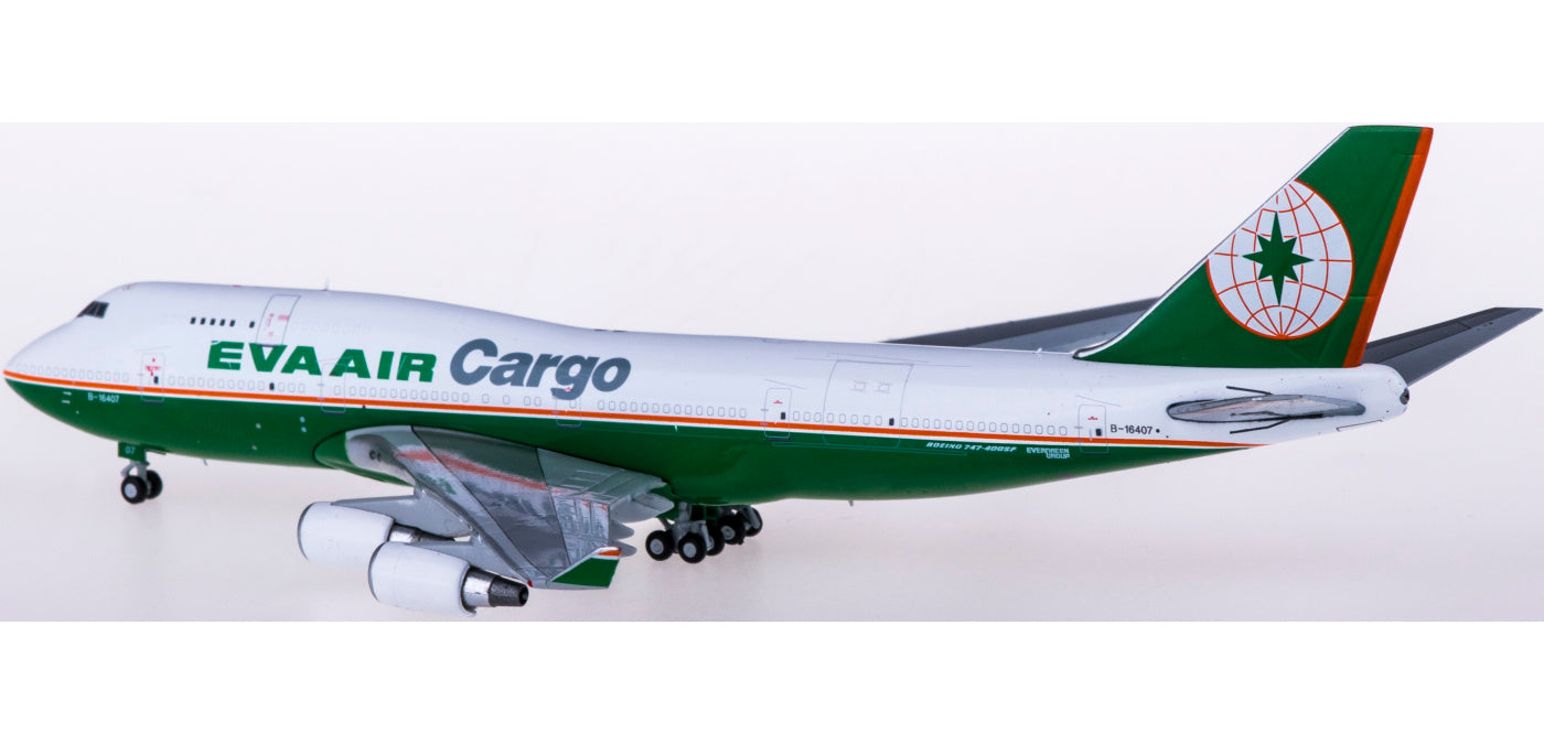 1:400 JC Wings XX4177 EVA Air Cargo Boeing 747-400BCF B-16407 Free Tractor+Stand