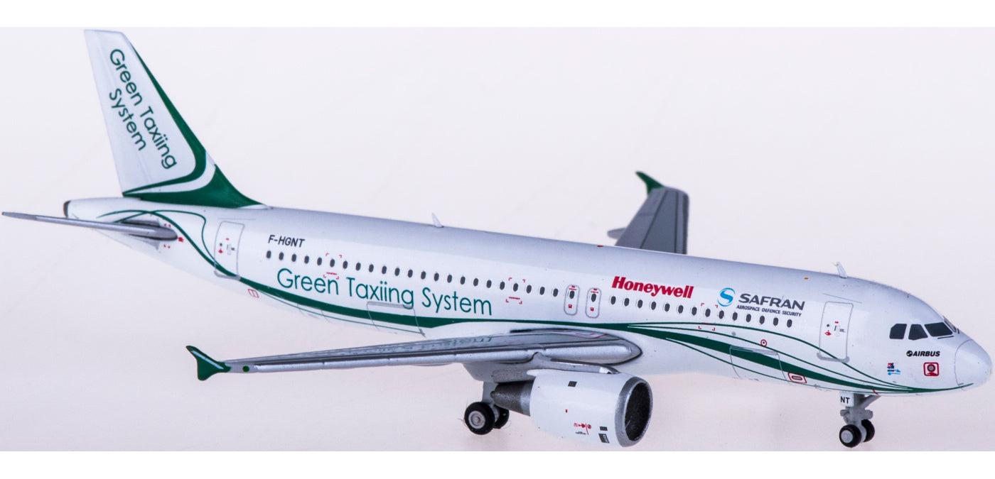 1:400 JC Wings XX4213 Safran Airbus A320 F-HGNT Green Taxing System+Free Tractor