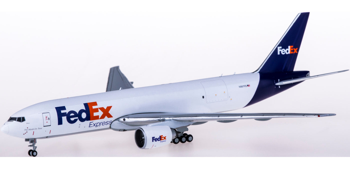 1:400 Geminijets GJFDX1919 FedEx Cargo Boeing 777-200LRF N887FD Free Tractor+Stand