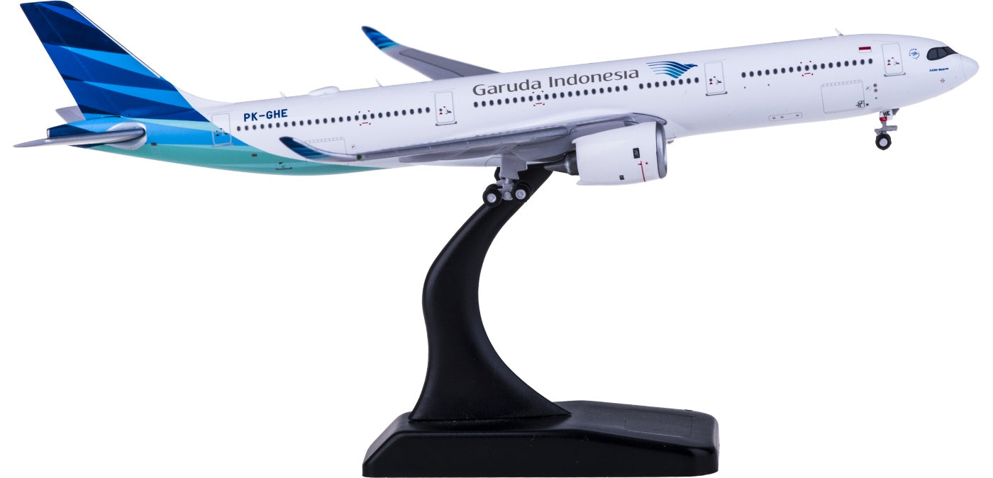 1:400 Geminijets GJGIA1911 Garuda Indonesia Airbus A330-900neo PK-GHE Free Tractor+Stand