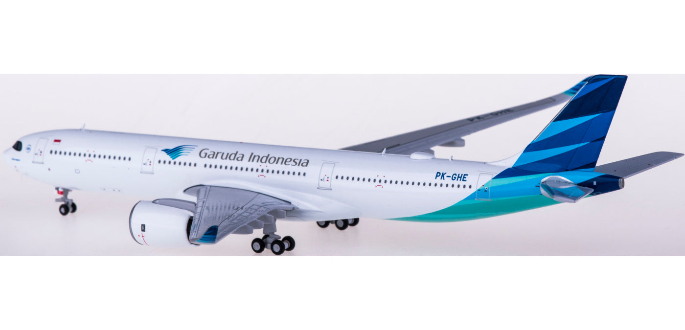 1:400 Geminijets GJGIA1911 Garuda Indonesia Airbus A330-900neo PK-GHE Free Tractor+Stand