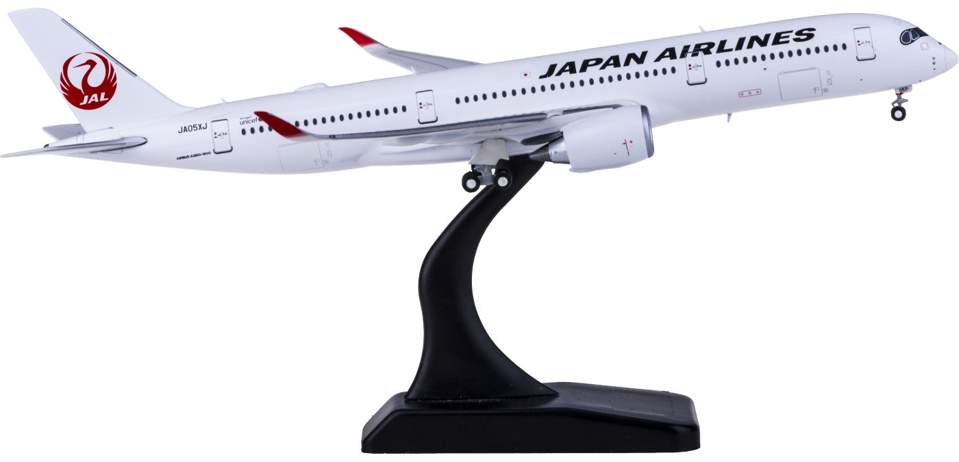 1:400 JC Wings EW4359004 Japan Airlines Airbus A350-900XWB JA05XJ Free Tractor+Stand