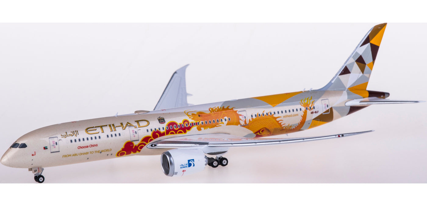 1:400 Phoenix PH04325 Etihad Airways Boeing 787-9 A6-BLF "China Dargon" Free Tractor+Stand