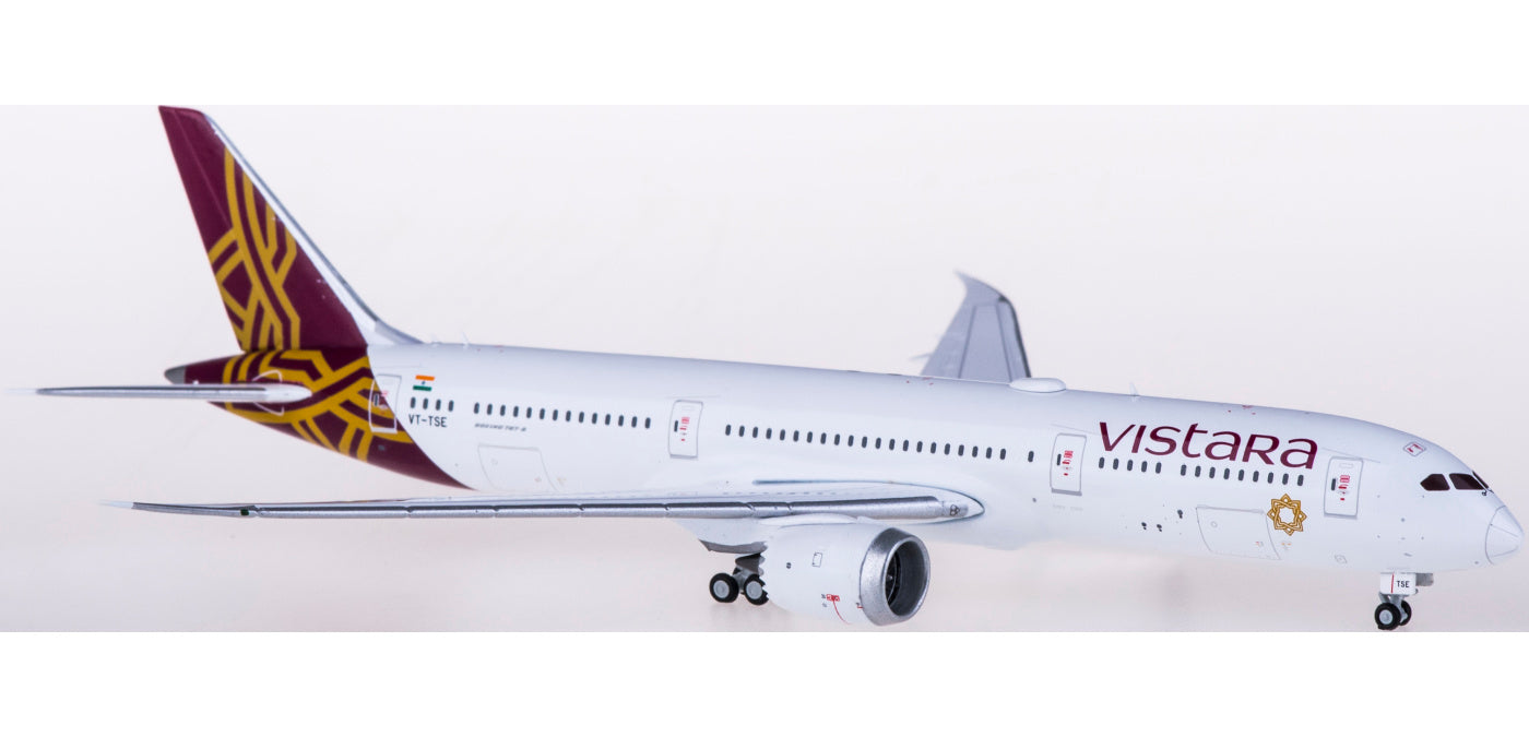 1:400 JC Wings XX4251 Vistara Boeing 787-9 Dreamliner VT-TSE +Free Tractor