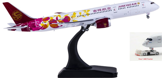 1:400 JC Wings XX4224A Juneyao Airlines Boeing 787-9 B-20D1 "Flaps Down"Free Tractor+Stand