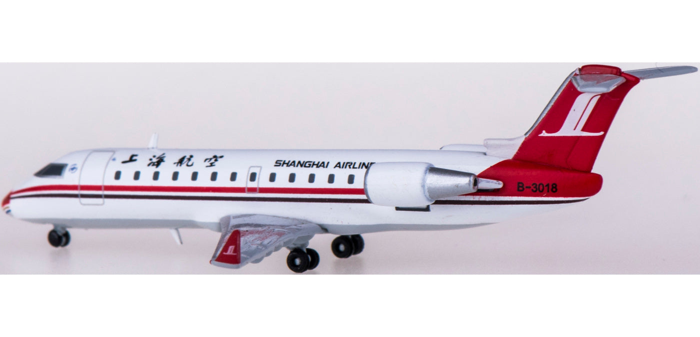 1:400 JC Wings XX4144 Shanghai Airlines Bombardier CRJ200ER B-3018 Free Tractor+Stand