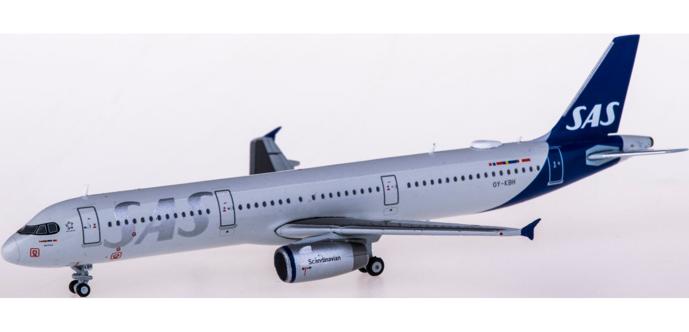 1:400 JC Wings XX4257 SAS Airbus A321 OY-KBH Free Tractor+Stand