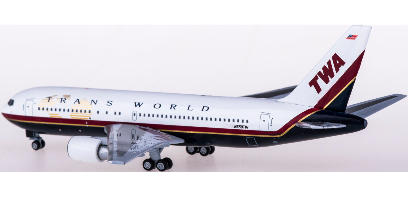 (Rare)1:400 AeroClassics AC419830 TWA Boeing 767-200ER N650TW+Free Tractor