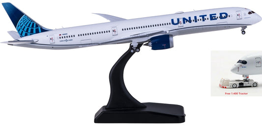 1:400 Geminijets GJUAL1808 United Airlines Boeing 787-10 N12010 Free Tractor+Stand