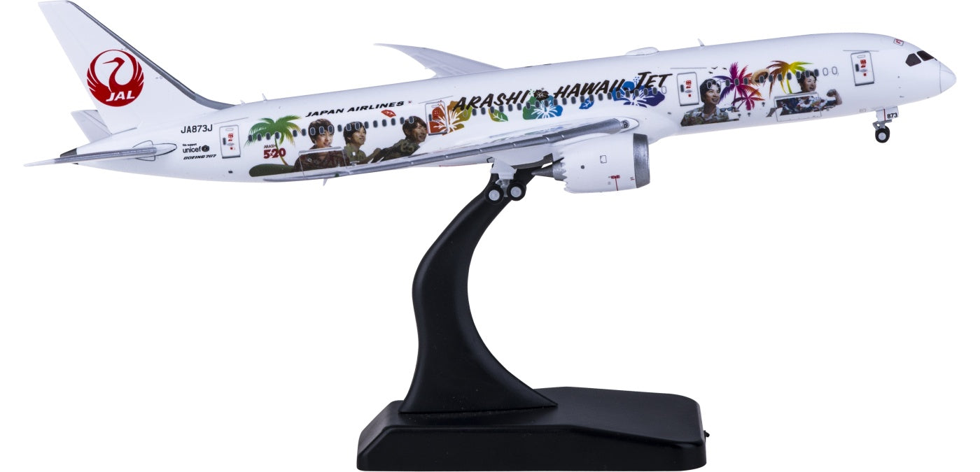 1:400 JC Wings EW4789006 Japan Airlines Boeing 787-9 JA873J Aircraft Model Free Tractor+Stand