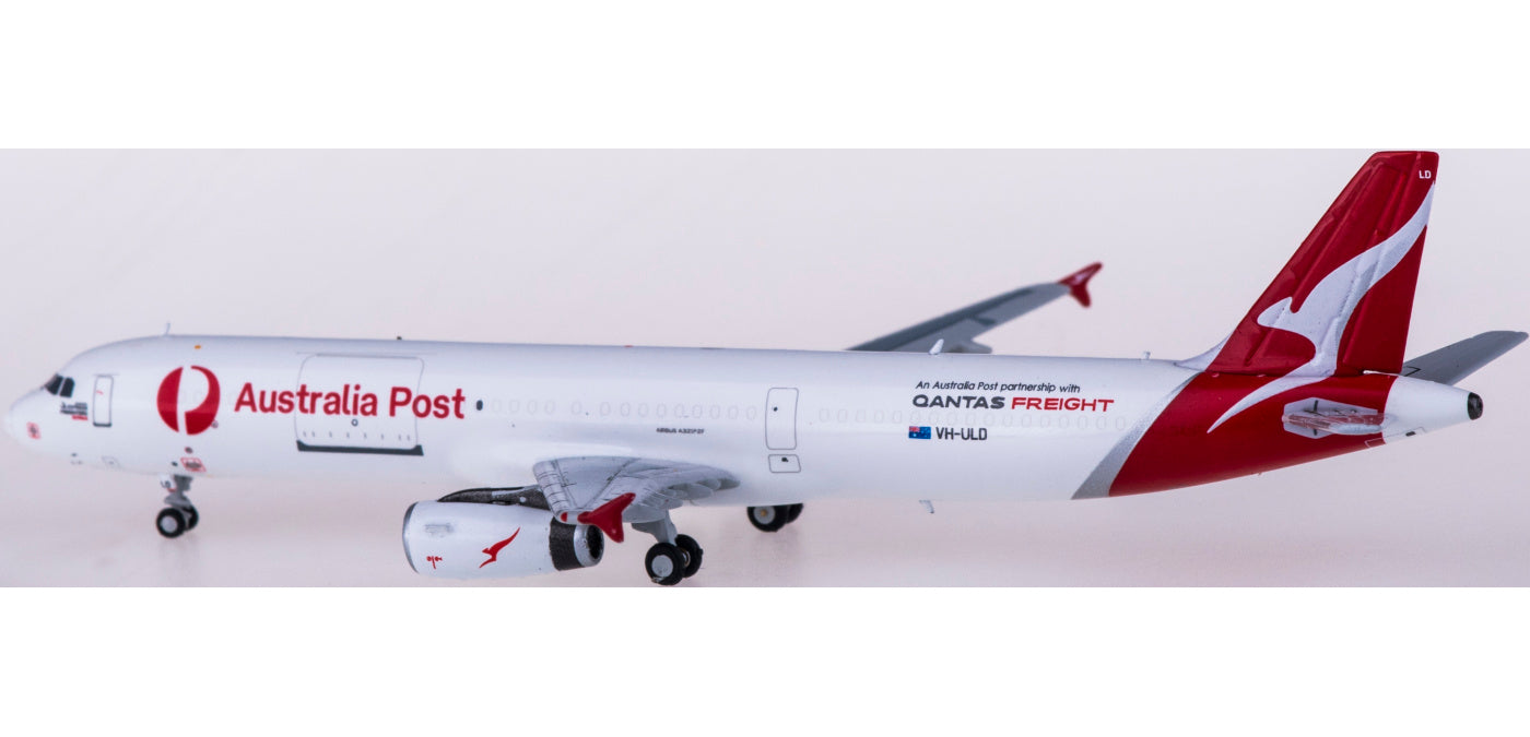 1:400 HYJLwings HYJL81070 Qantas Freight X Australia Post Airbus A321P2F VH-ULD Free TractorAircraft Model+Free Tractor