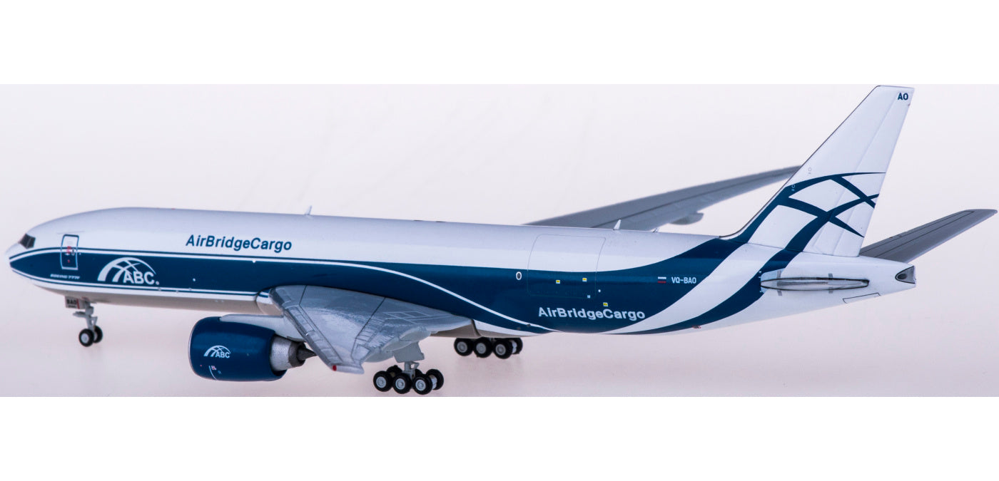 1:400 Geminijets GJABW1949 AirBridgeCargo Boeing 777-200LRF VQ-BAO Free Tractor+Stand