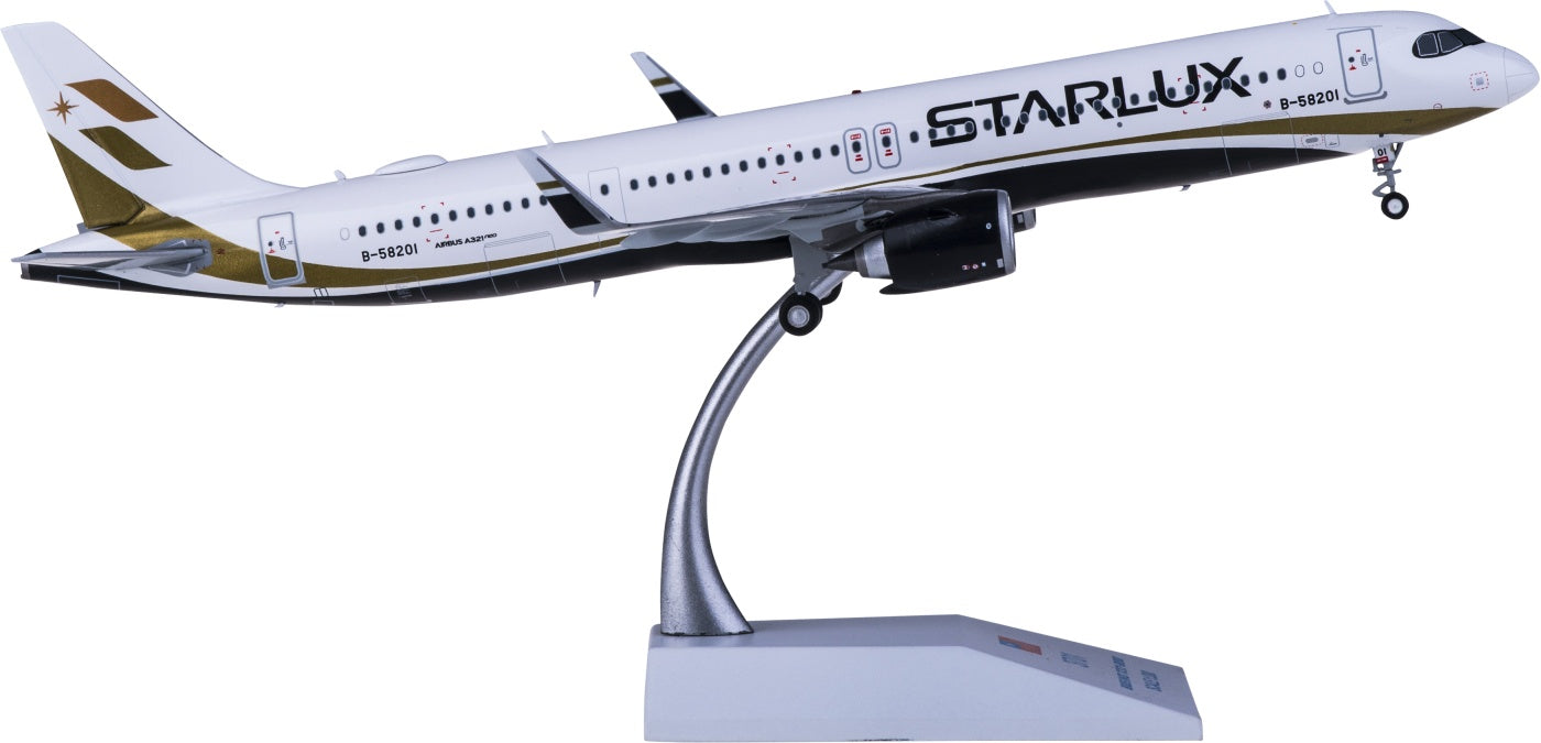 1:200 JC Wings EW221N001 Starlux Airlines Airbus A321neo B-58201