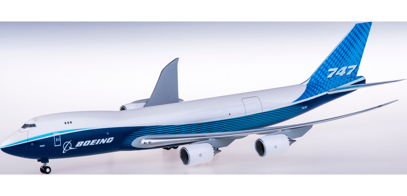 1:200 Hongan Wings HG11489GR Boeing 747-8F Boeing Cargo