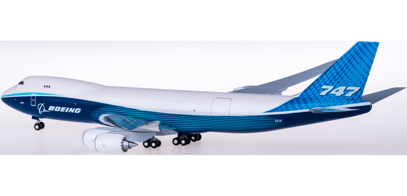 1:200 Hongan Wings HG11489GR Boeing 747-8F Boeing Cargo