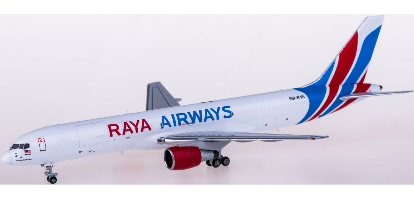 1:400 NG Models NG53163 Raya Airways Boeing 757-200PCF 9M-RYA+Free Tractor