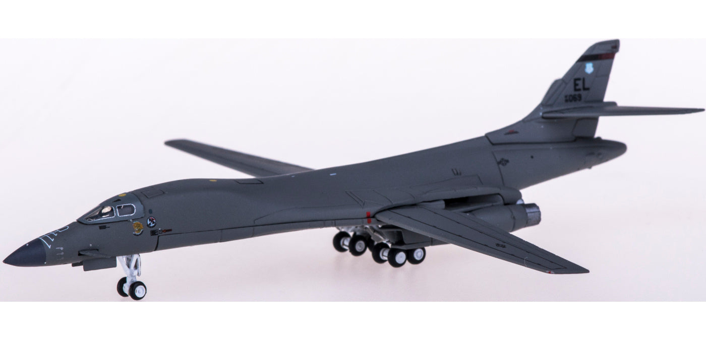 1:400 Geminijets GMUSA096 USAF Rockwell B-1B Lancer 85-0069+Free Stand