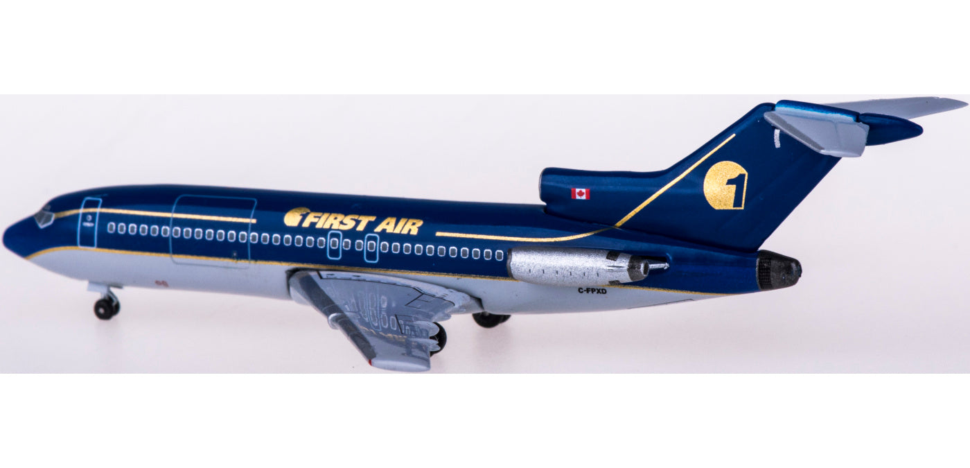 (Rare)1:400 AeroClassics AC419886 First Air Boeing 727-100 C-FPXD+Free Tractor