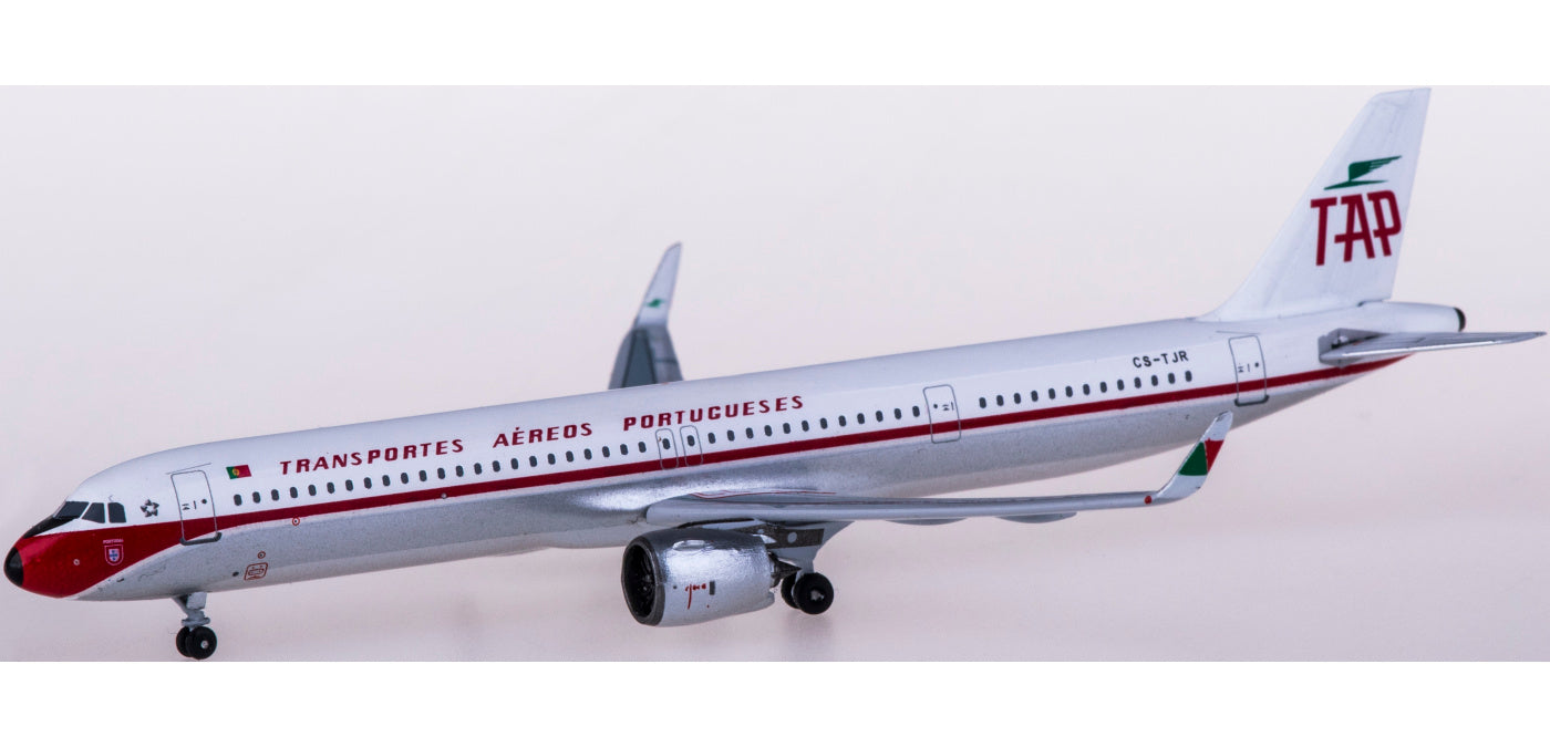 (Rare)1:400 AeroClassics AC419899 TAP Portugal Airbus A321neo CS-TJR+Free Tractor