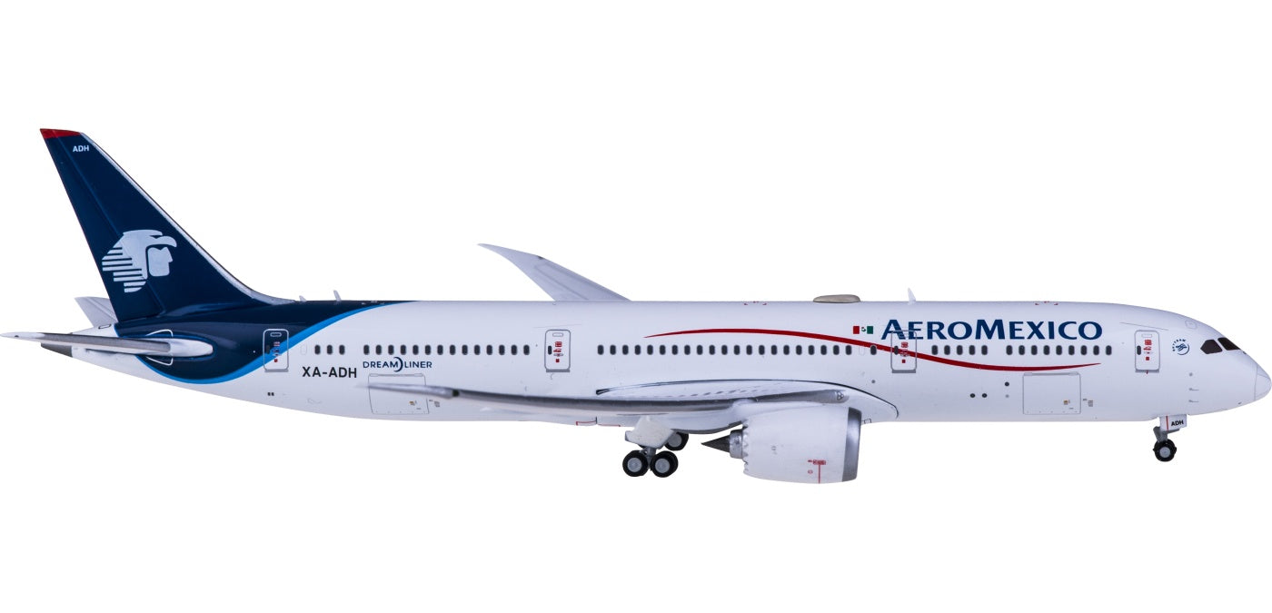 1:400 Geminijets GJAMX1964 Aeroméxico Boeing 787-9 XA-ADH+Free Tractor