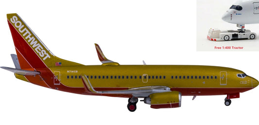 1:400 Geminijets GJSWA1962 Southwest Airlines Boeing 737-700 N714CB+Free Tractor