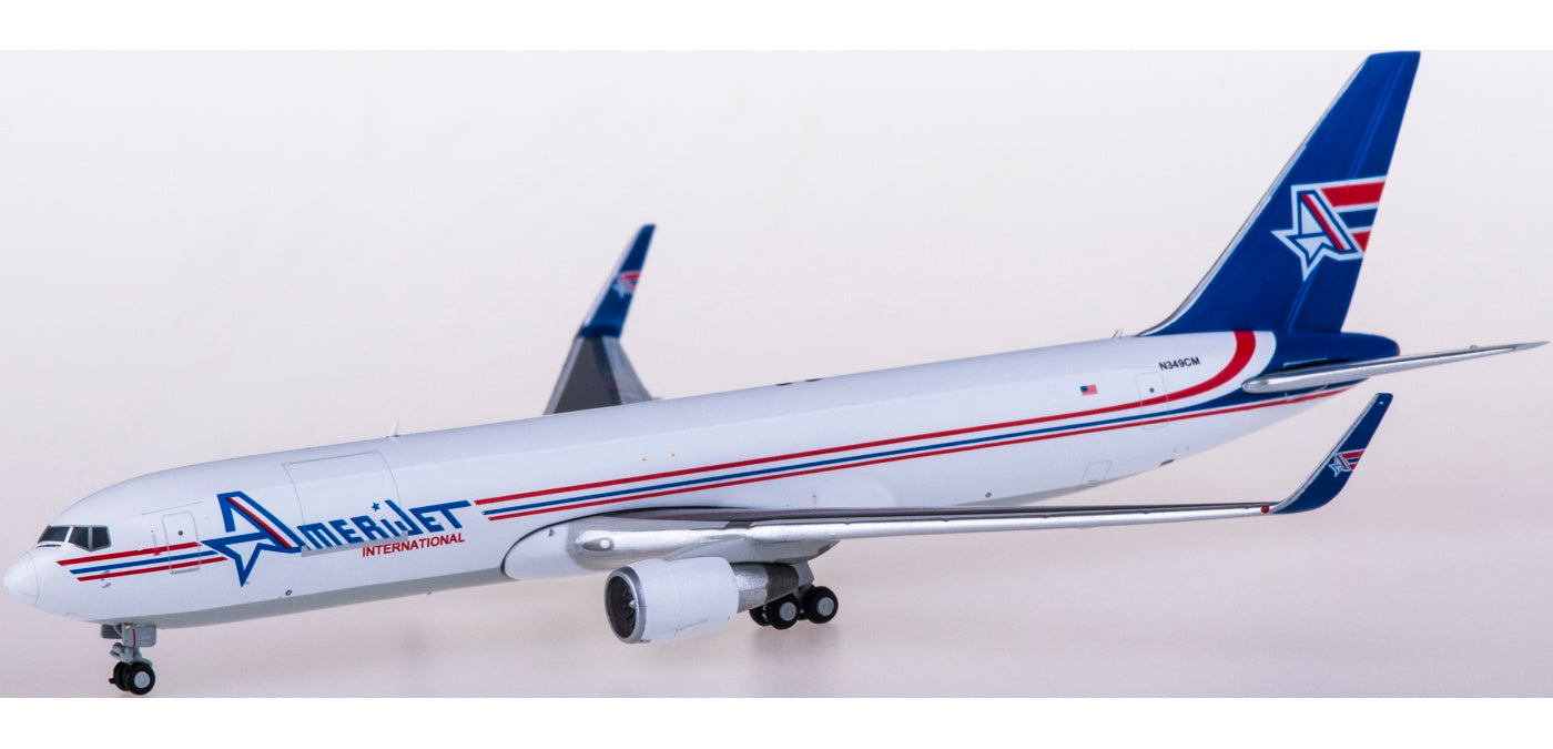 1:400 Geminijets GJAJT1969 Amerijet International  Boeing 767-300ER N349CM+Free Tractor