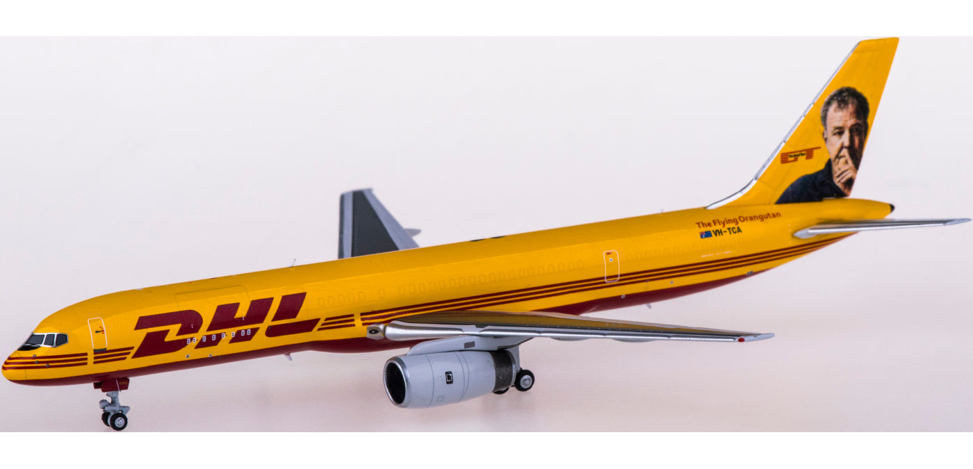 1:400 NG Models NG53169 DHL  Boeing 757-200PCF VH-TCA Jeremy Clarkson+Free Tractor