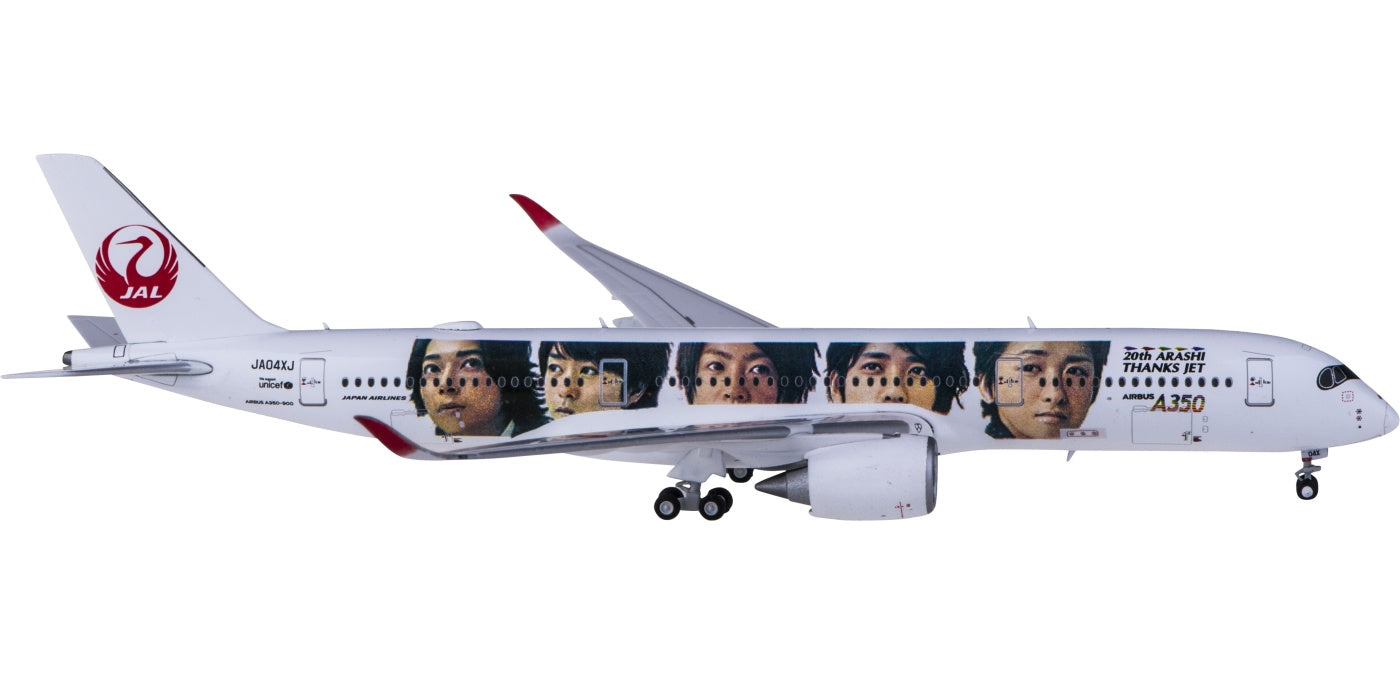 1:400 JC Wings EW4359005 Japan Airlines Airbus A350-900XWB JA04XJ Aircraft Model+Free Tractor