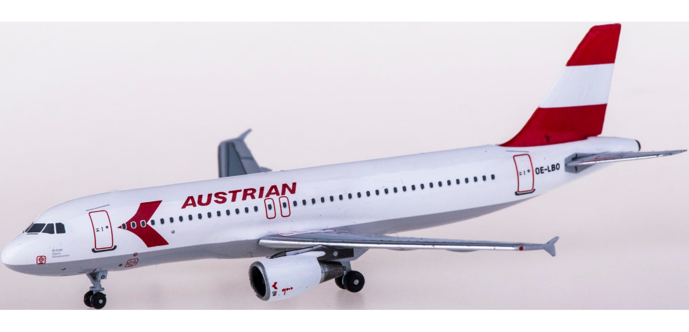 (Rare)1:400 AeroClassics AC419926 Austrian Airlines Airbus A320 OE-LBO +Free Tractor