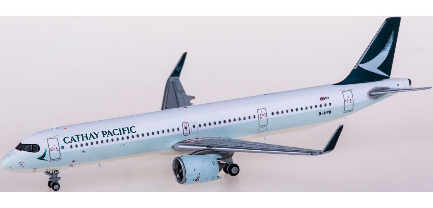 1:400 JC Wings EW421N009 Cathay Pacific Airbus A321neo B-HPB+Free Tractor