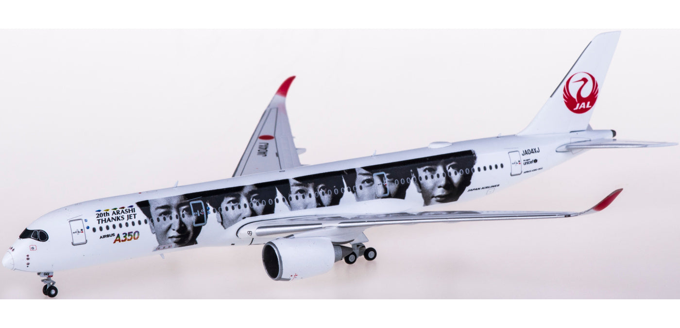 1:400 JC Wings EW4359005 Japan Airlines Airbus A350-900XWB JA04XJ Aircraft Model+Free Tractor