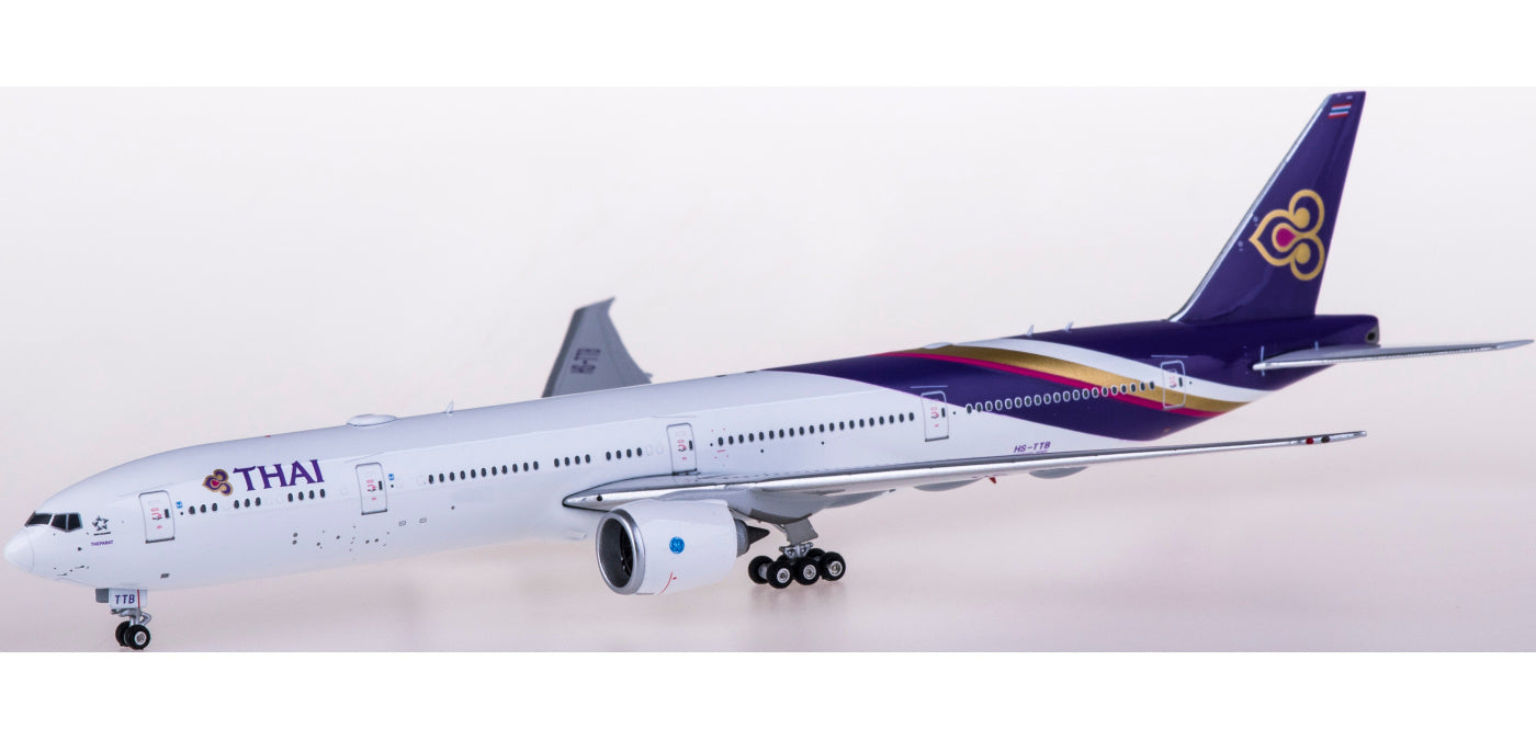 1:400 Phoenix PH11678 Thai Airways Boeing 777-300ER HS-TTB+Free Tractor