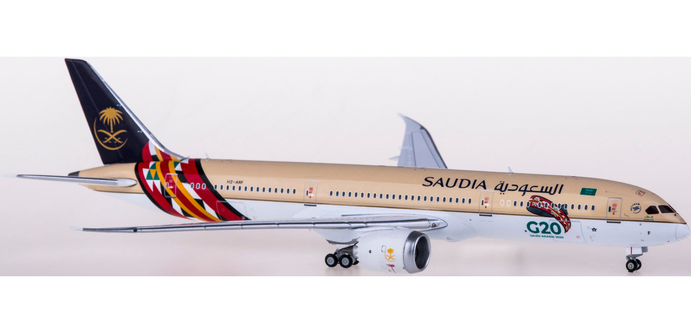 1:400 JC Wings LH4192 Saudia Boeing 787-9 Dreamliner HZ-ARF G20+Free Tractor