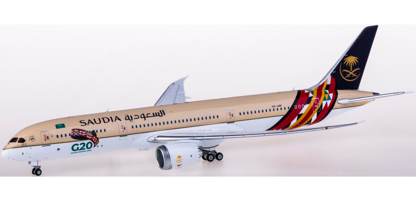 1:400 JC Wings LH4192 Saudia Boeing 787-9 Dreamliner HZ-ARF G20+Free Tractor