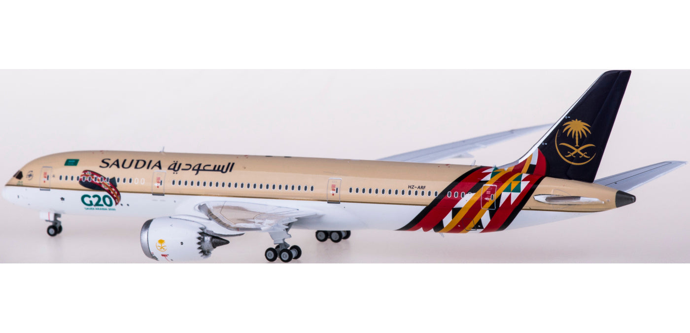 1:400 JC Wings LH4192 Saudia Boeing 787-9 Dreamliner HZ-ARF G20+Free Tractor