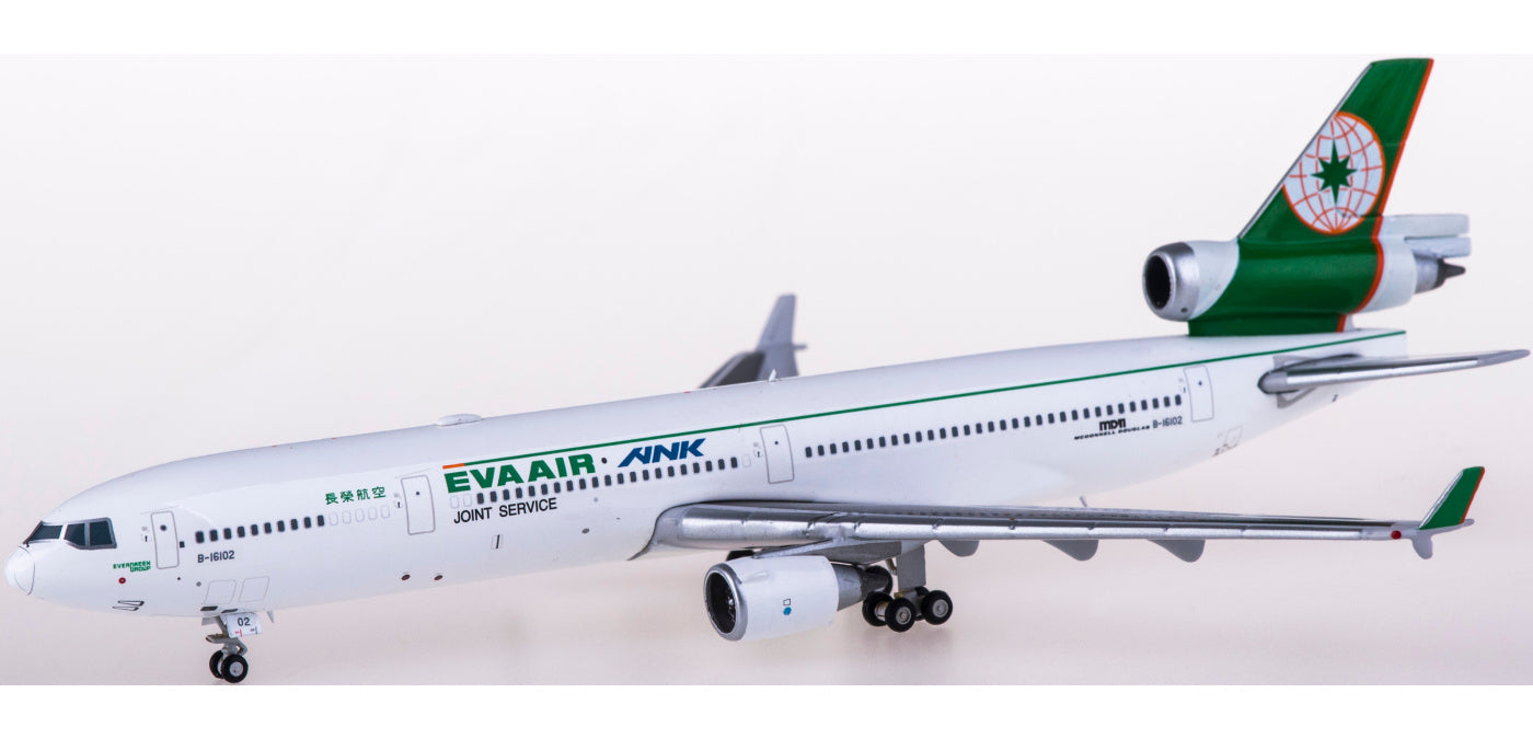 1:400 JC Wings XX4191 EVA Air McDonnell Douglas MD-11 B-16102 Aircraft Model+Free Tractor