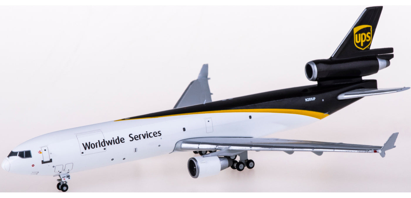 1:400 Geminijets GJUPS1991 UPS McDonnell Douglas MD-11F N281UP+Free Tractor