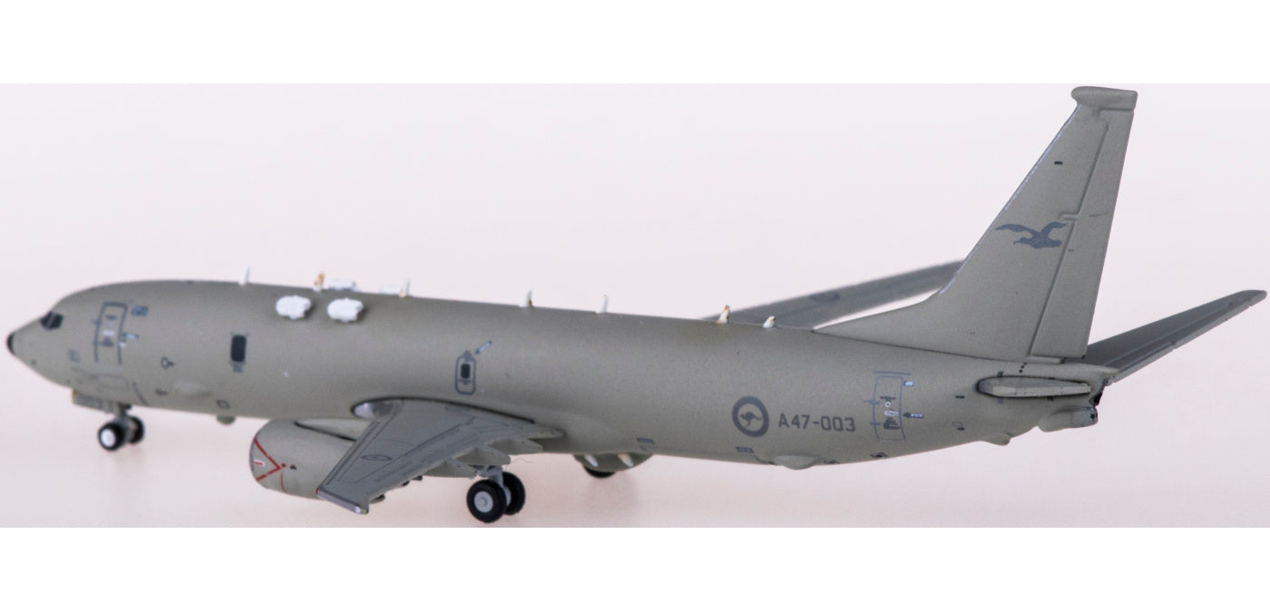 1:400 Geminijets GMRAA106 RAAF Boeing P-8A Poseidon A47-003+Free Stand