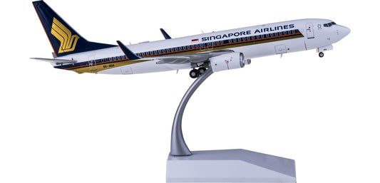 1:200 JC Wings EW2738015 Singapore Airlines Boeing 737-800 9V-MGA