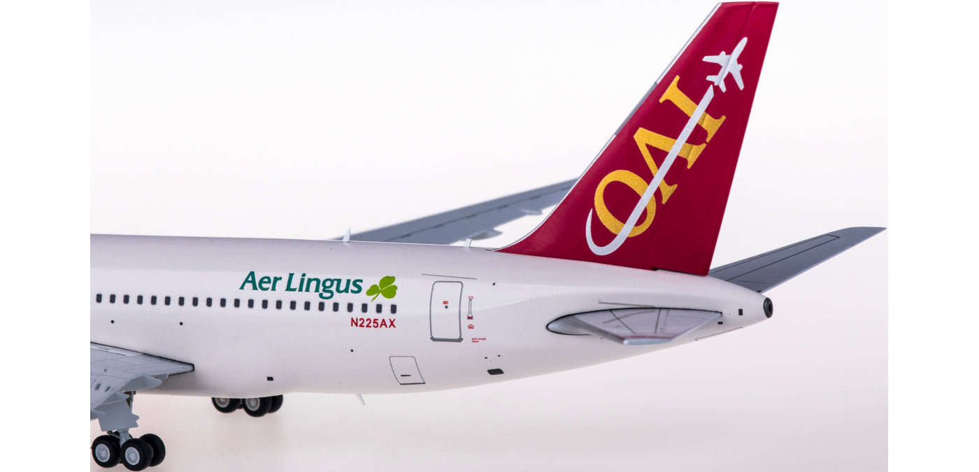 1:200 JC Wings XX2370 Omni Air International Boeing 767-200ER N225AX