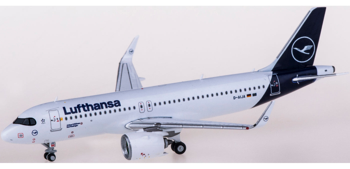 1:400 Geminijets GJDLH1968 Lufthansa Airlines Airbus A320neo D-AIJA+Free Tractor