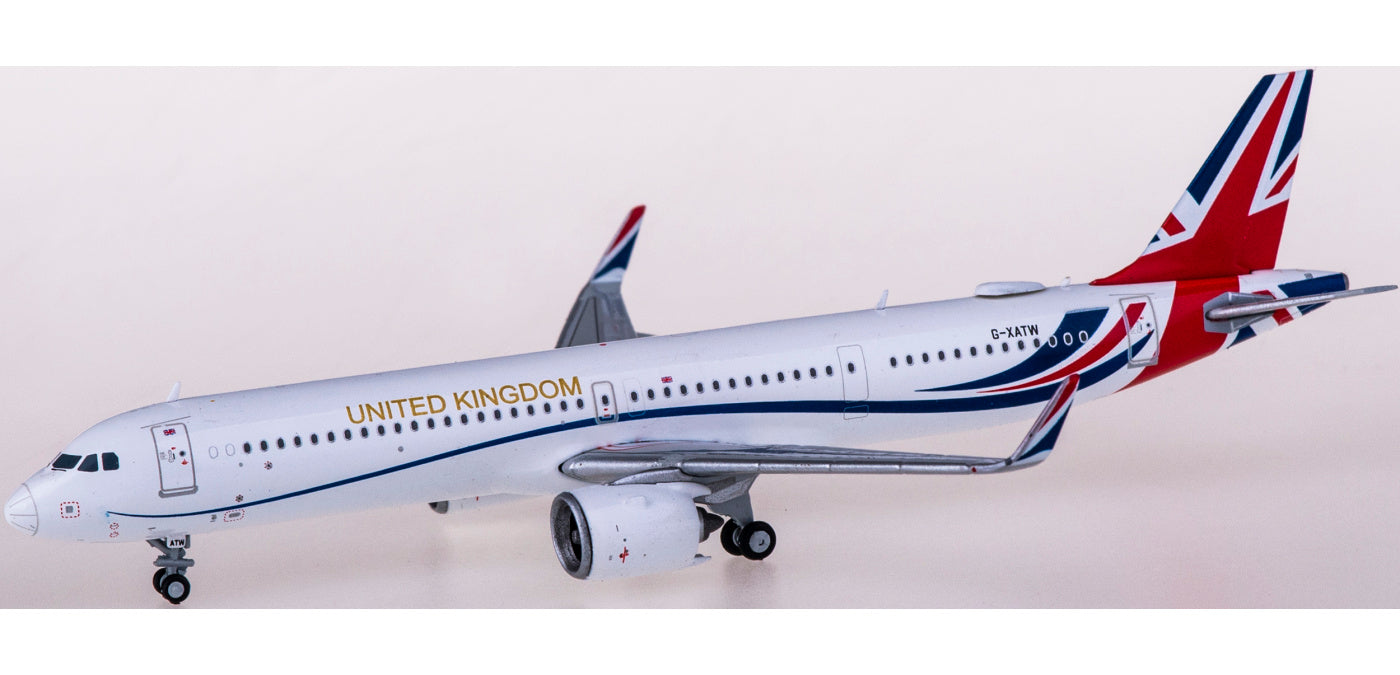 1:400 Geminijets GMRAF111 RAF Royal Air Force Airbus A321neo G-XATW+Free Tractor