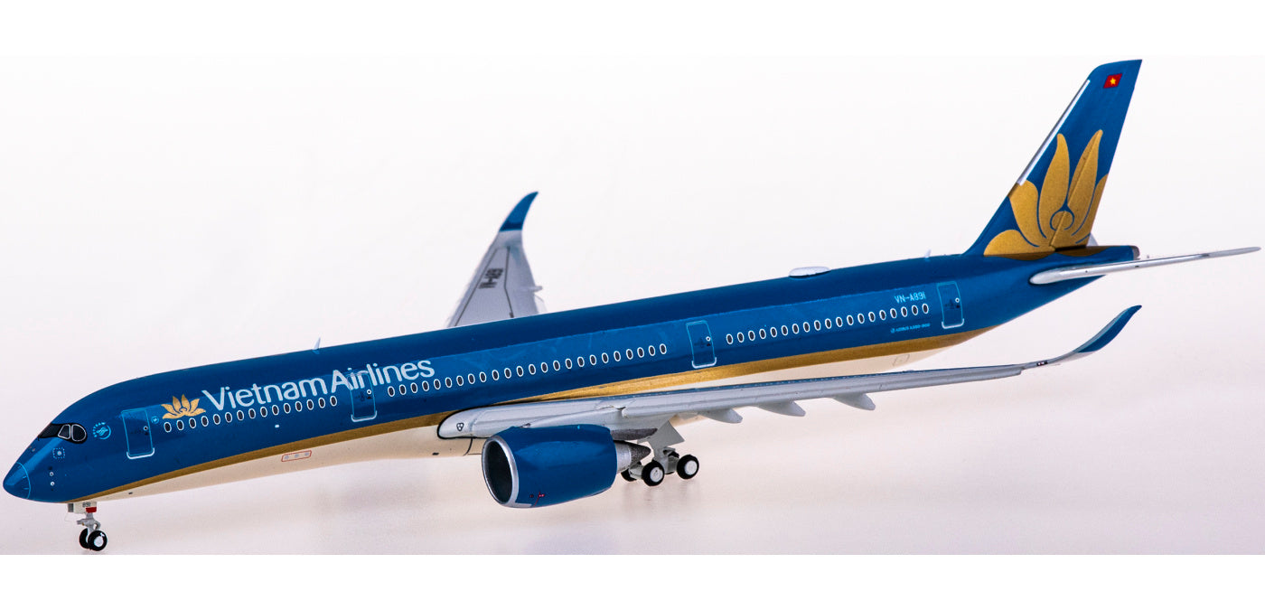 1:400 JC Wings LH4053A Vietnam Airlines Airbus A350-900XWB VN-A891 Flaps Down+Free Tractor