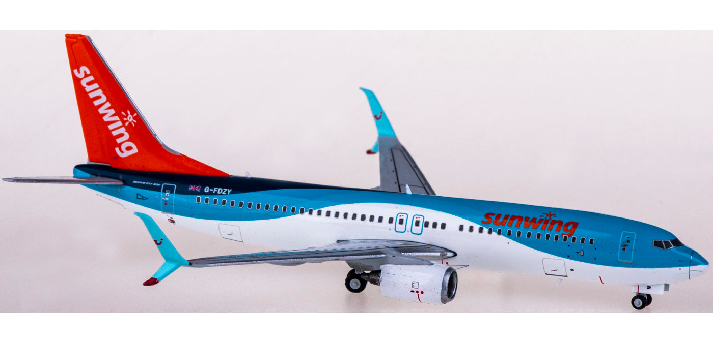 1:400 JC Wings LH4204 Sunwing Airlines Boeing 737-800 G-FDZY+Free Tractor